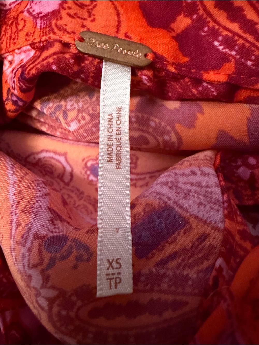 Free People XS Orange Paisley Leopard Ruched Button Down Blouse Boho - Picture 7 of 14